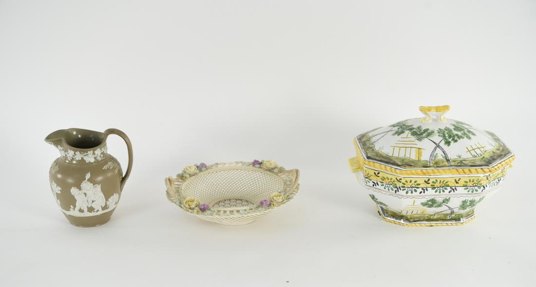 CERAMIC GROUPING (1 of 15)