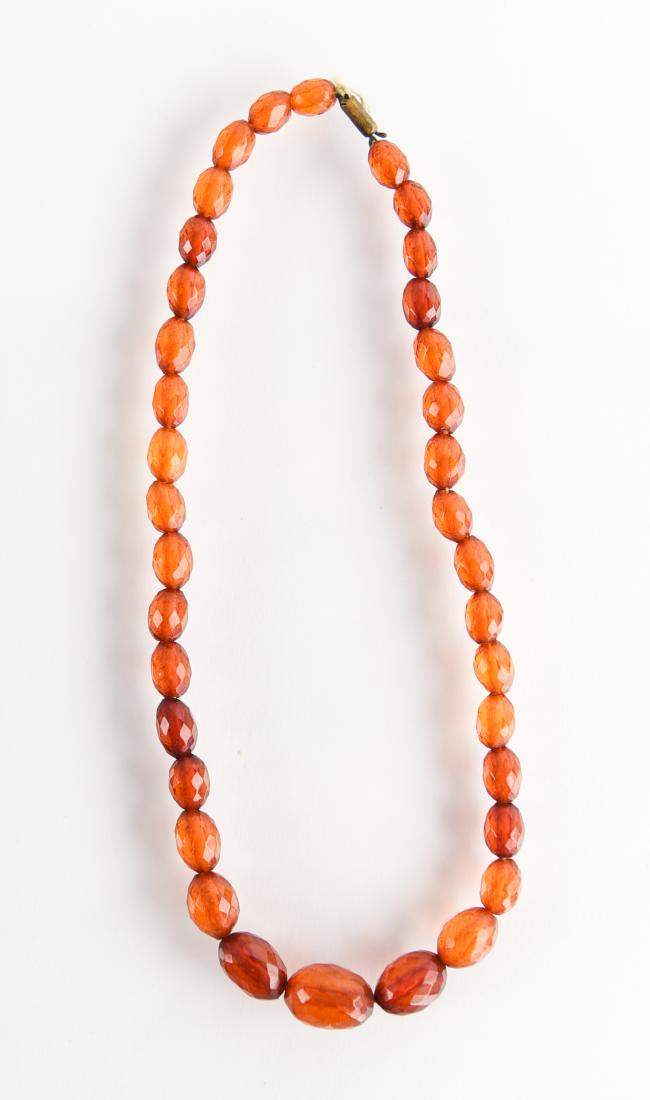 FACETED BLATIC AMBER BEAD NECKLACE (1 of 6)