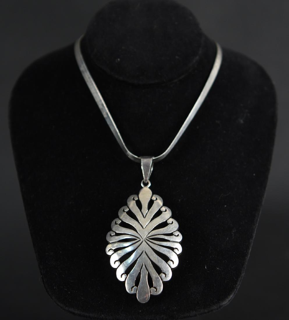 LARGE TAXCO SILVER PENDANT ON CHAIN (1 of 13)