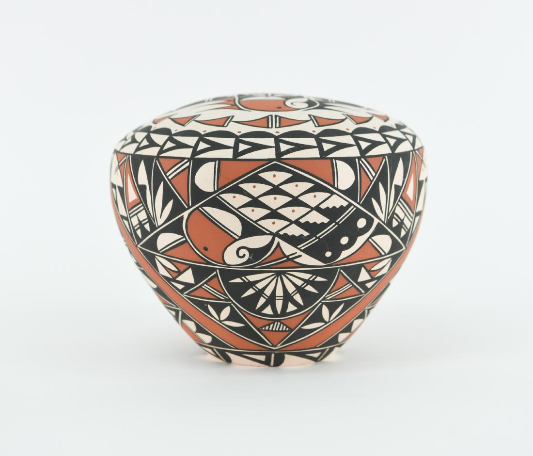 C.B. GARCIA ACOMA CONTEMPORARY POTTERY (1 of 8)