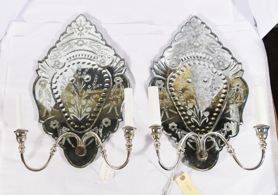 PAIR OF CONTEMPORARY VENITIAN MIRROR BACK SCONCES (1 of 5)