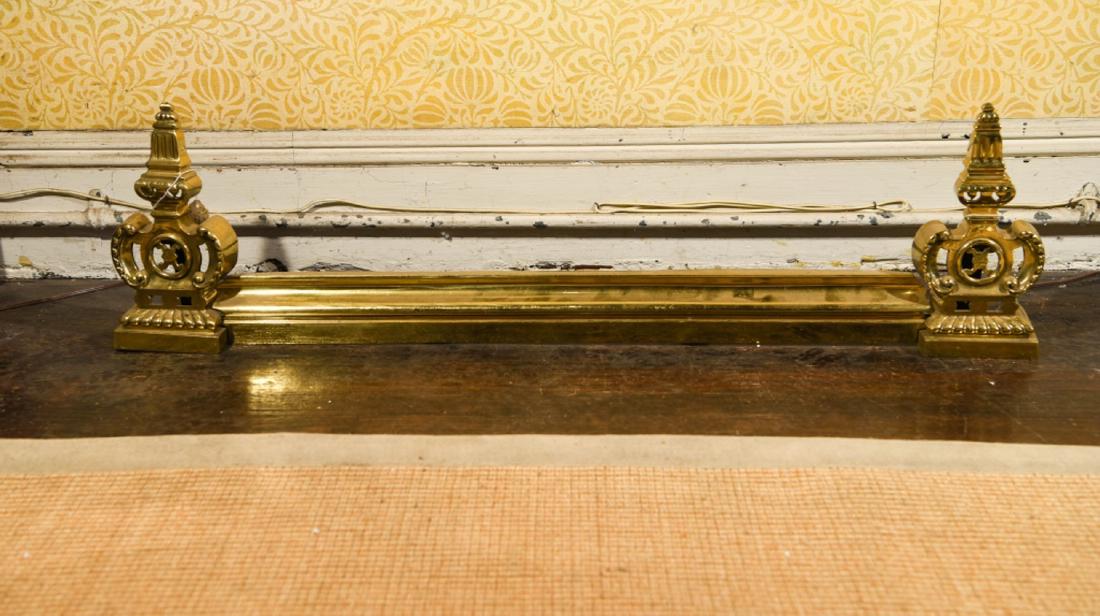 ANTIQUE BRASS 3-PART CHENET (1 of 8)