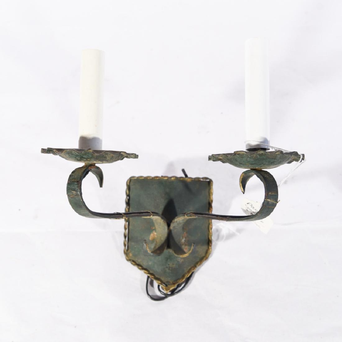 ARTS & CRAFTS WROUGHT IRON WALL SCONCE (1 of 10)