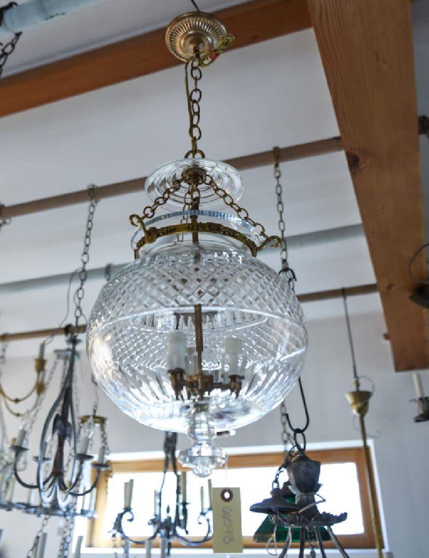 GLASS DROP LIGHT FIXTURE: Bulb form cut glass. Dimensions: H 38" x Dia. 11" Condition: No issues to note.
