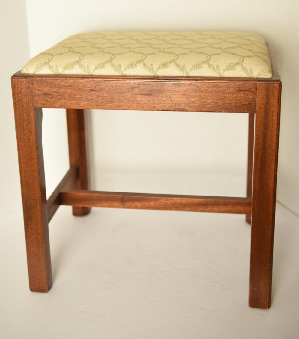 OTTOMAN: Dimensions: H 17.5" x W 18" x D 12.75" Condition: Few small nicks to legs. Couple small marks to upholstery.