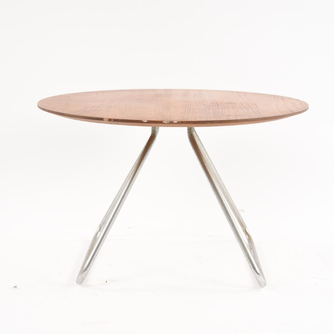 FRITZ HANSEN DANISH ROUND SIDE TABLE (1 of 7)