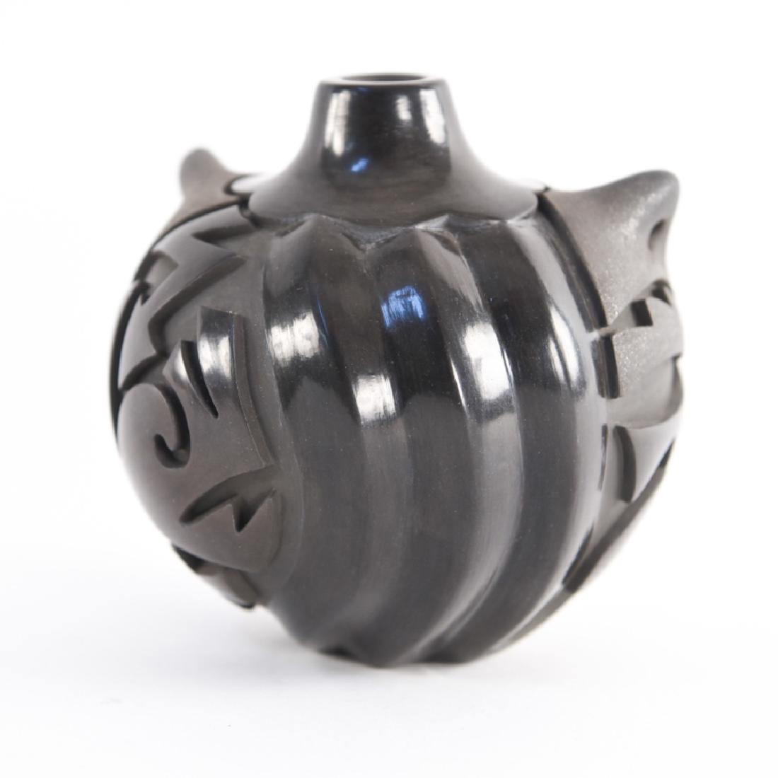 AUTUMN BORTS-MEDLOCK & LINDA CAIN POTTERY CANTEEN (1 of 9)