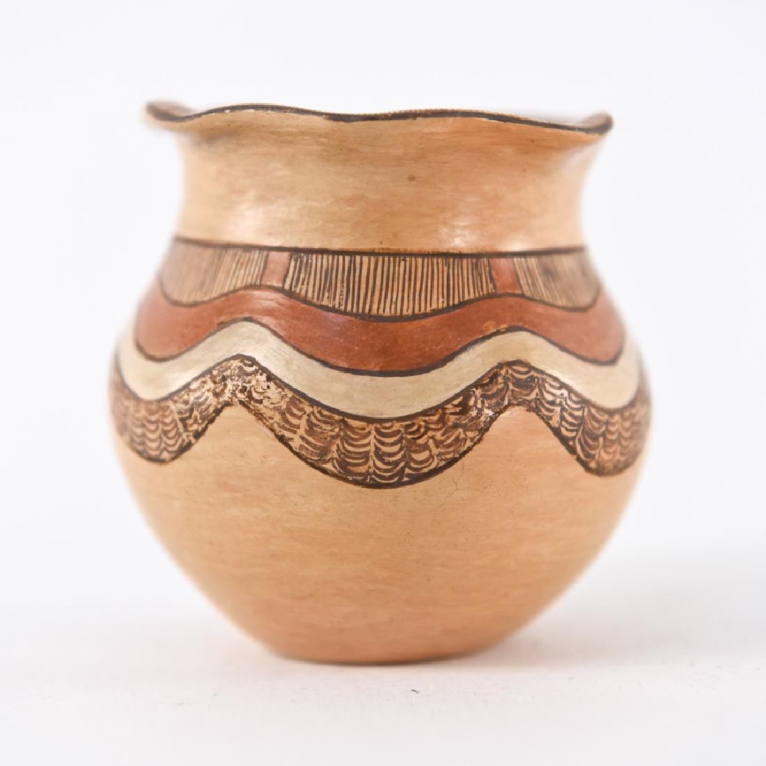 DEXTRA QUOTSKUYVA-NAMPEYO (B. 1928) (1 of 6)