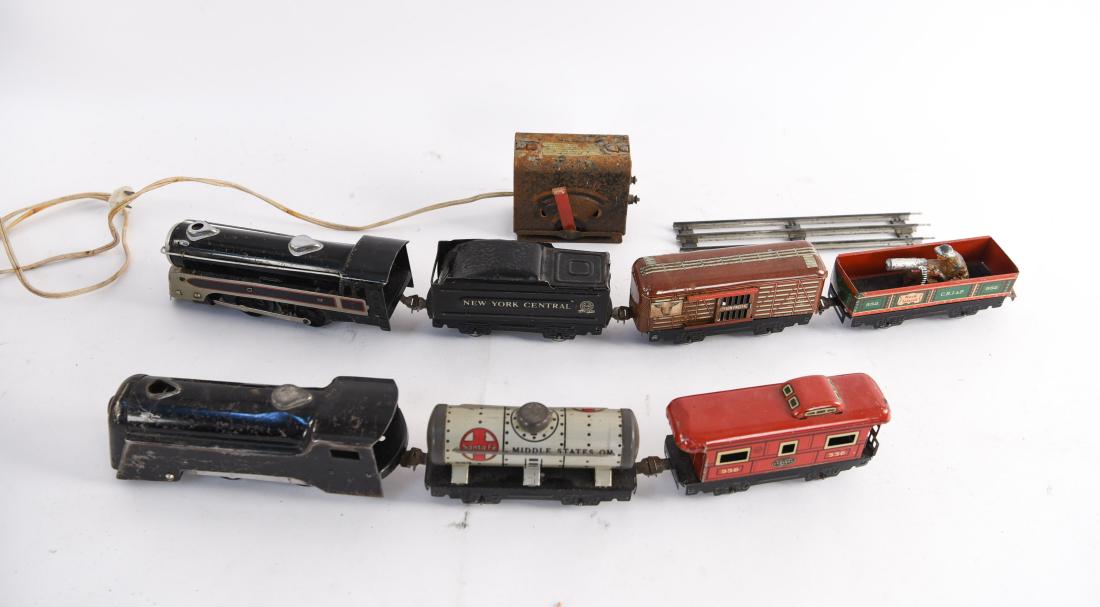 1936 TIN LITHO TRAIN SET (1 of 12)