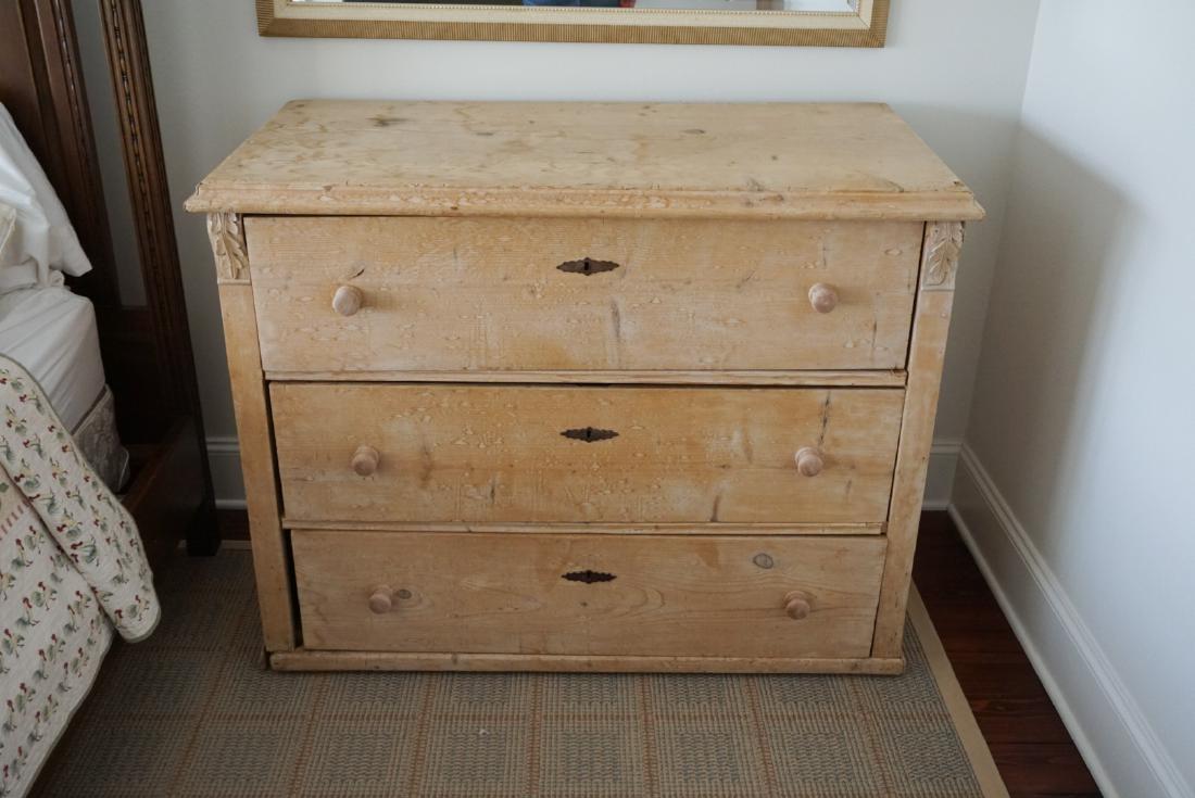 ANTIQUE PINE 3-DRAWER CHEST (1 of 4)