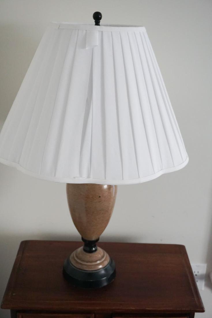 PAIR OF CERAMIC TABLE LAMPS (1 of 4)