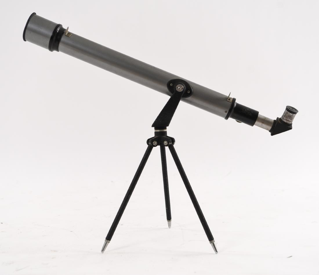 VINTAGE TELESCOPE (1 of 10)