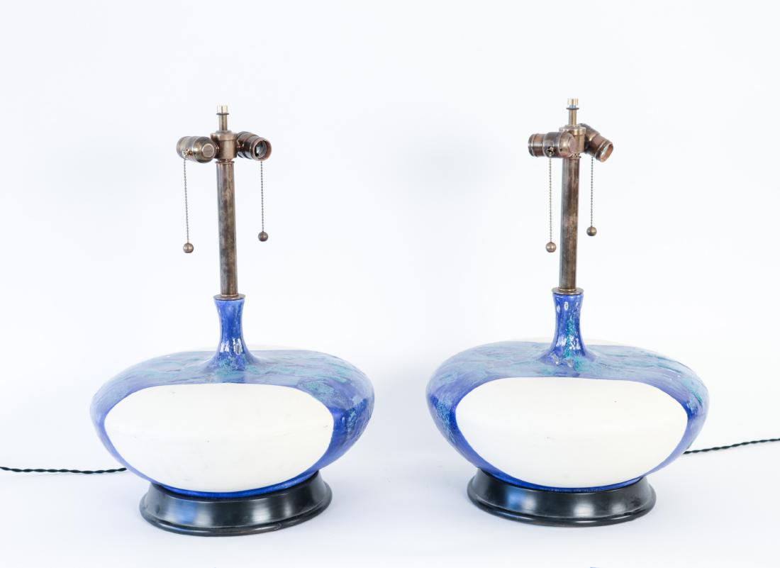 PAIR OF PORCELAIN TABLE LAMPS (1 of 11)