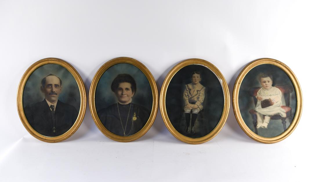 (4) ANTIQUE HAND TINTED FAMILY PHOTO PORTRAITS (1 of 18)
