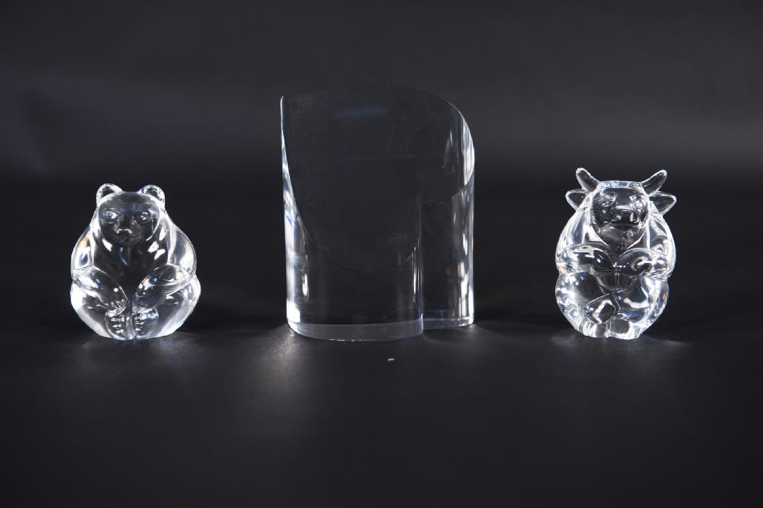 GROUPING OF STEUBEN GLASS (1 of 10)