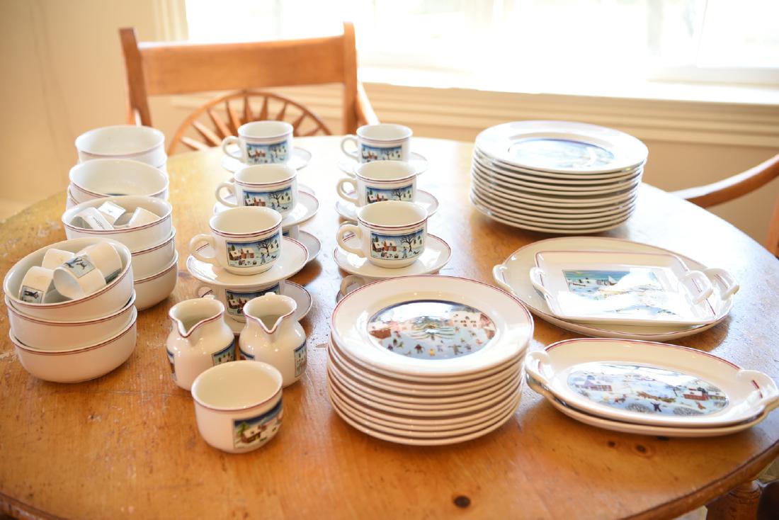 VILLEROY & BOCH "NAIF CHRISTMAS" CERAMIC SERVICE (1 of 10)