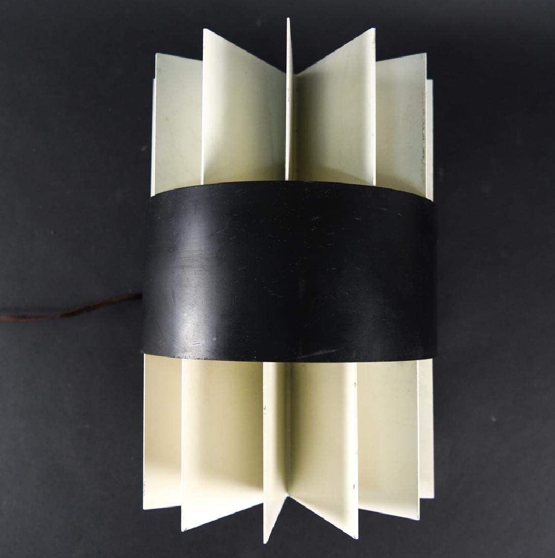 MID-CENTURY FELDMAN ALUMINUM FIN SCONCE: Dimensions: H 13" x W 9" x D 7.5" Condition: Not tested. Some surface wear including scuffs and paint loss. Some rusting to back.