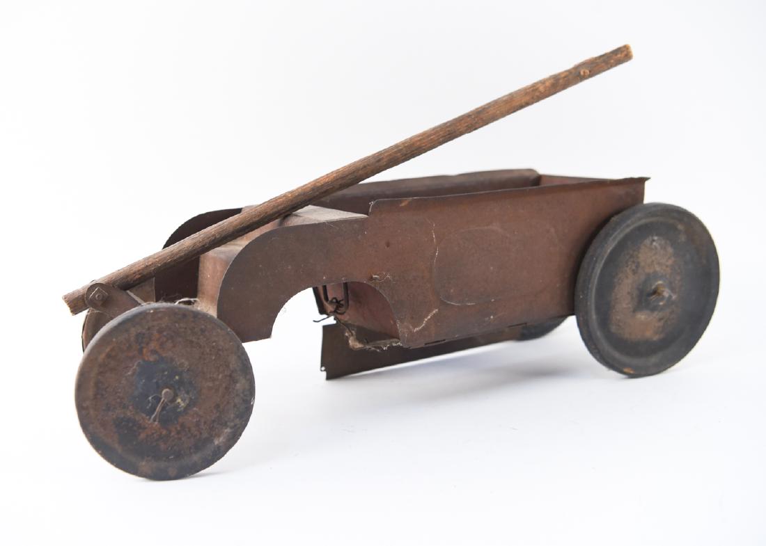 VINTAGE PRESSED IRON TOY WAGON (1 of 9)
