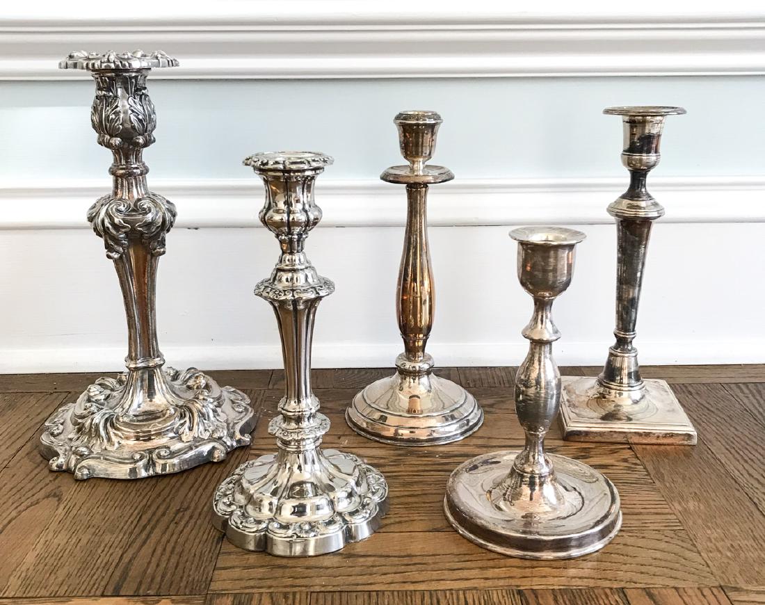 GROUPING OF SILVERPLATE CANDLESTICKS (1 of 10)