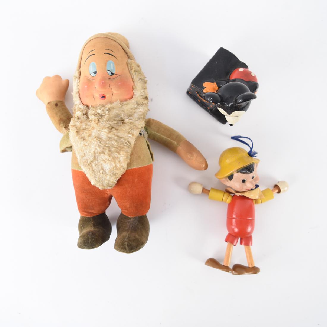 VINTAGE DISNEY TOYS, MICKEY, DWARVES, PINOCCHIO (1 of 10)
