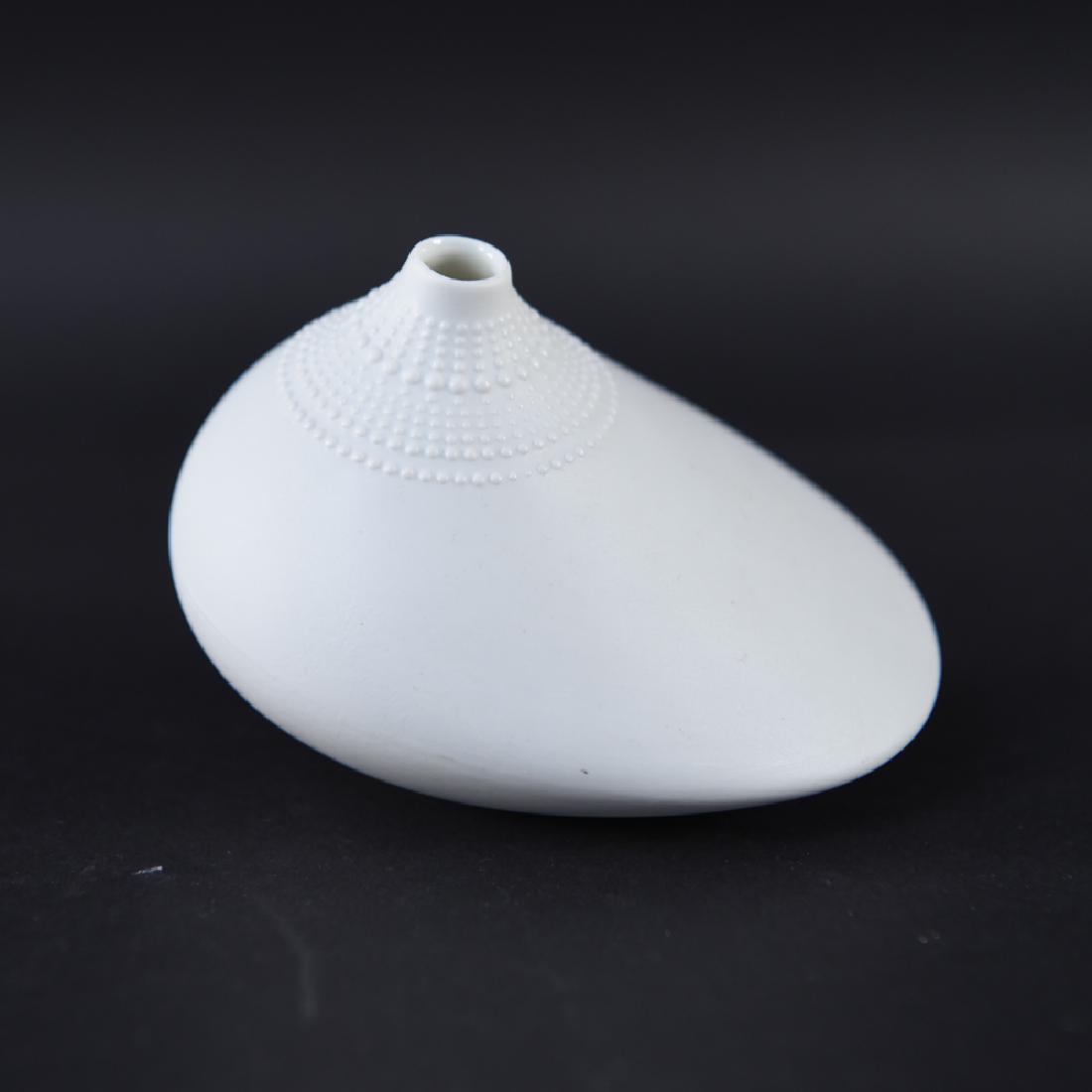 TAPIO WIRKKALA FOR ROSENTHAL POLLO BUD VASE: Dimensions: H 4" x W 5" Condition: Normal signs of age.