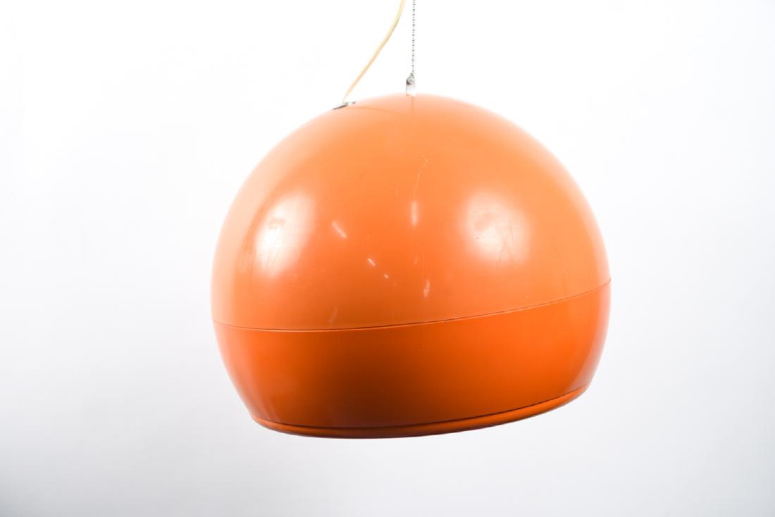 STUDIO TETRARCH FOR ARTEMIDE PALLADE PENDANT: Pallade lamp for Artemide by Studio Tetrarch (Adelaide Bonati, Silvio Bonatti, Enrico De Munari, and Carla Federspiel) designed in 1968. The Pallade could be used as a floor or hanging lamp. Dimension