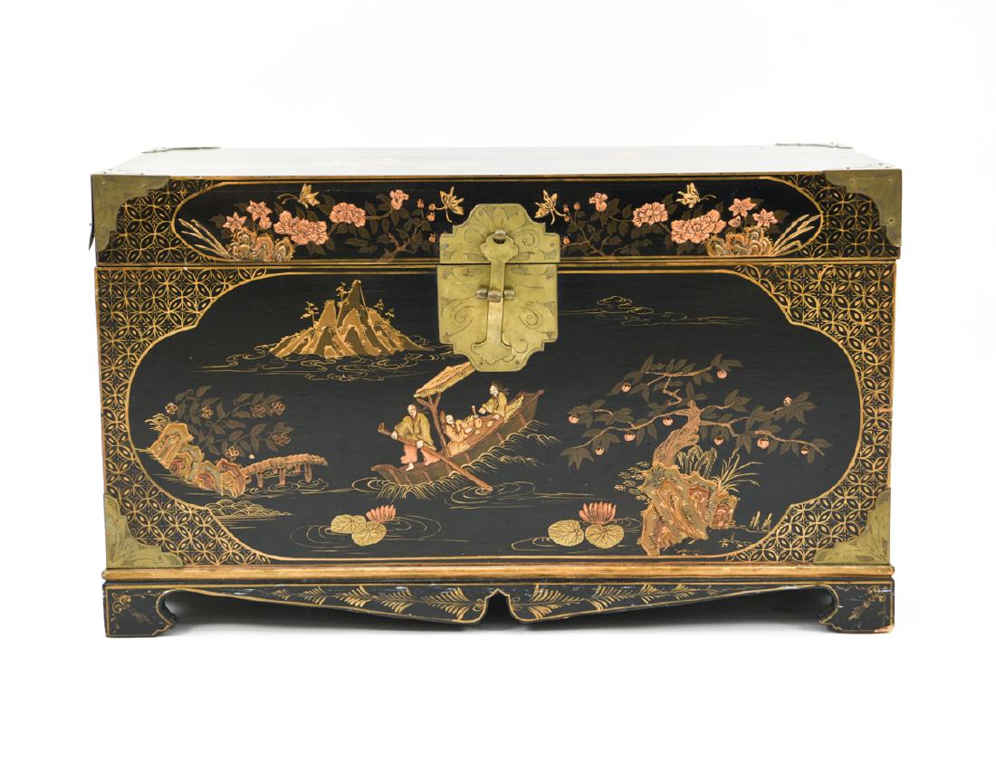CHINESE DECORATIVE CHEST: Dimensions: H 19" x W 32" x D 15" Condition: Showing scuffs and scratches to paint finish. Few chips. Slight bends to brass accents.