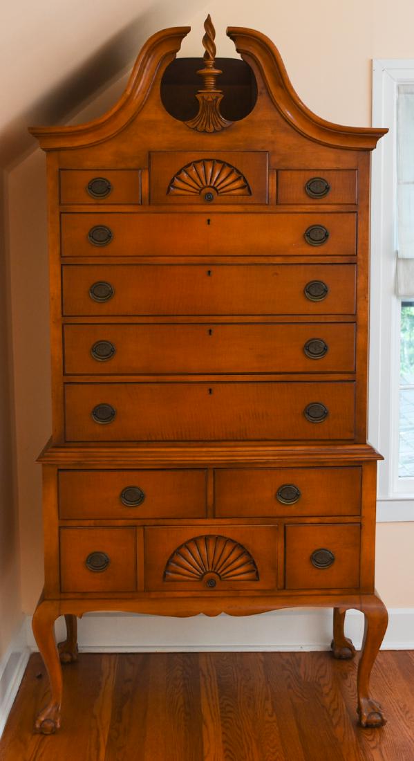 20TH CENTURY AMERICAN FEDERAL STYLE HIGHBOY: Dimensions: H 83" x W 42" x D 22" Condition: Loose piece of trim, piece included. Showing light signs of use.