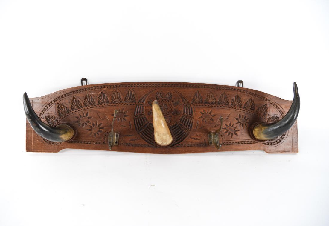 CARVED WOODEN COAT RACK WITH HORNS (1 of 7)