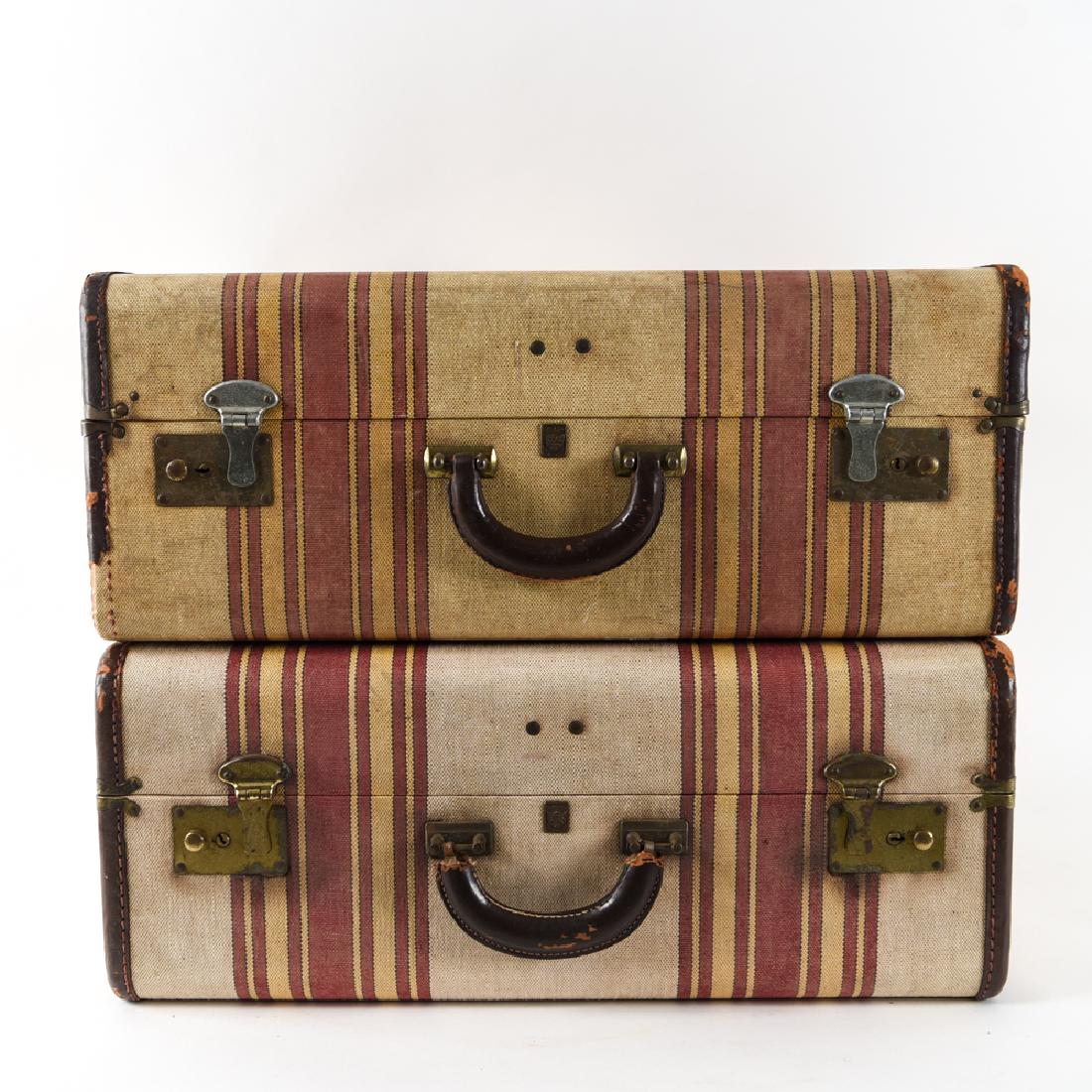 (2) US TRUNK CO. VINTAGE SUITCASES (1 of 16)