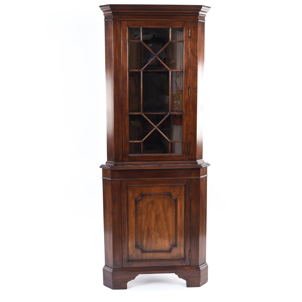 ANTIQUE MAHOGANY CORNER CABINET (1 of 6)