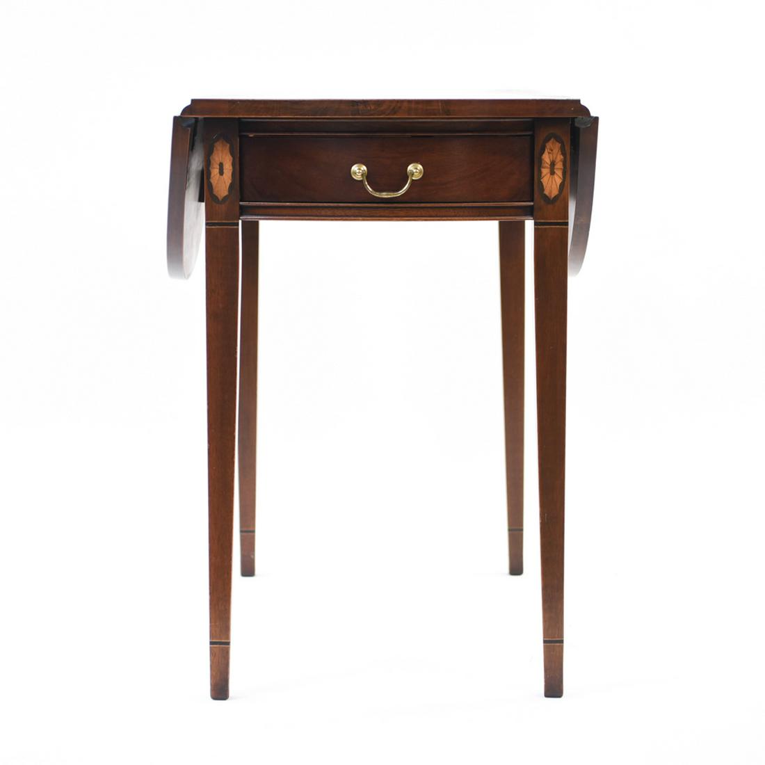 HICKORY CHAIR CO. MAHOGANY DROP LEAF TABLE (1 of 11)