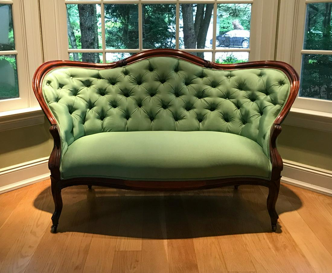 VICTORIAN UPHOLSTERED SETTEE: Dimensions: H 36" x W 58" x D 26" x SH 17" Condition: Very good, minor soiling if any.