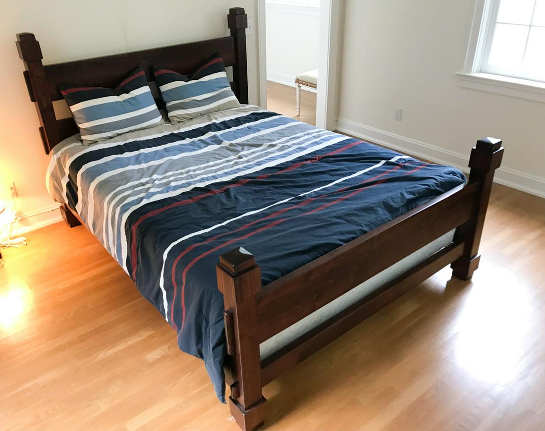 MISSION STYLE QUEEN SIZE BED: Dimensions: (Headboard) H 51.5" x W 66" Condition: Overall good, some scuffs and scratches to wood finish.