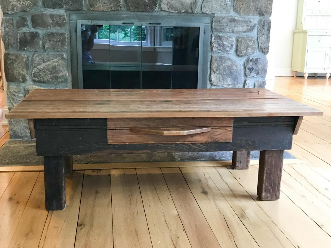 RUSTIC PINE COFFEE TABLE: Dimensions: H 19" x W 55" x D 28"