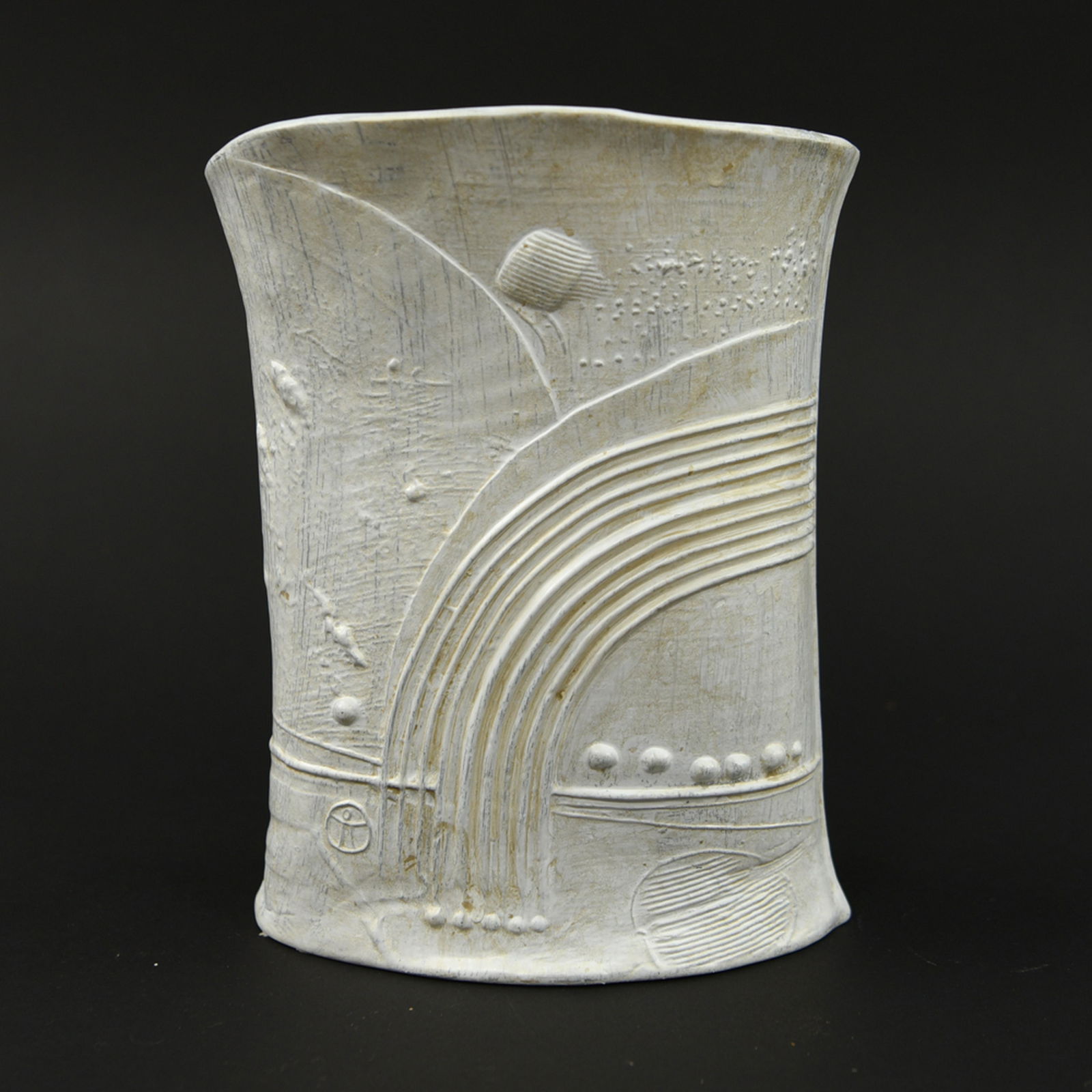 BERTIL VALLIEN FOR RORSTRAND SWEDEN VASE: Marked on bottom. Dimensions: H 9.25" x W 7.25" x D 4.25" Condition: Light handling wear.