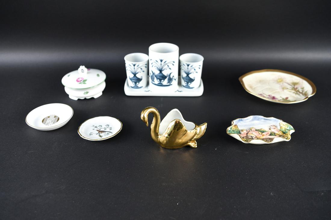 GROUPING OF PORCELAIN (1 of 16)