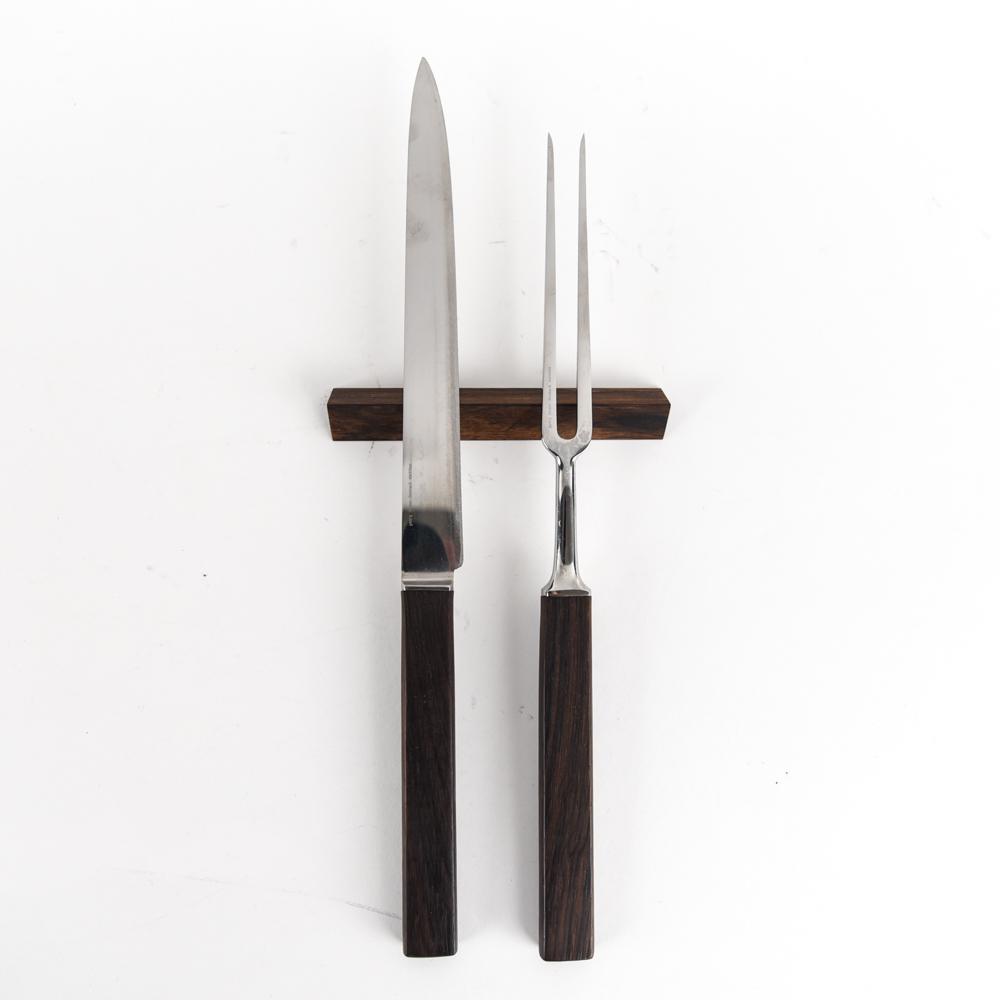 GEORG JENSEN CARVING SET: In original box. Marked to stainless. Dimensions: (Knife) L 14.25" Condition: Light signs of age and use.
