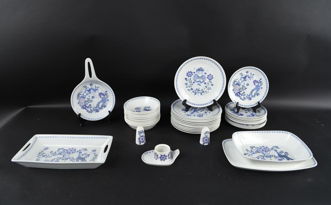 FIGGJO FLINT LOTTE NORWEGIAN PORCELAIN (1 of 18)
