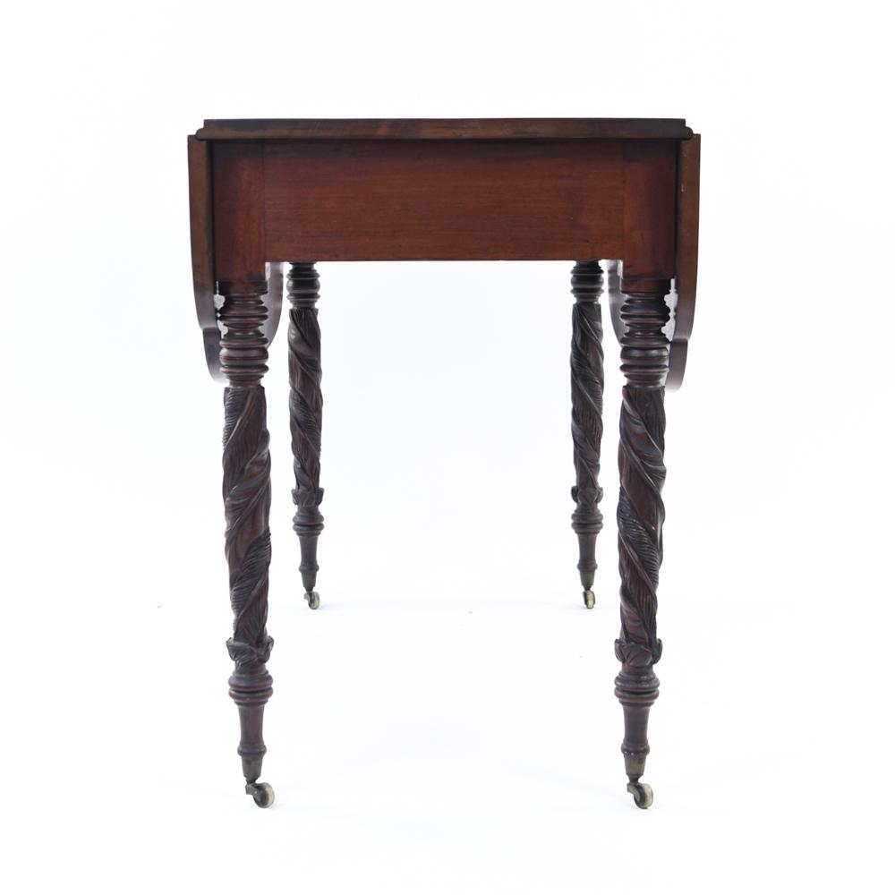 NORTHSHORE MASS. SOLID NAHOGANY DROP LEAF TABLE: BREAKFAST TABLE Dimensions : H 29" x W (closesd) 20" x D 36" W (open) 43" single board top Condition : Scratches and water marks to top