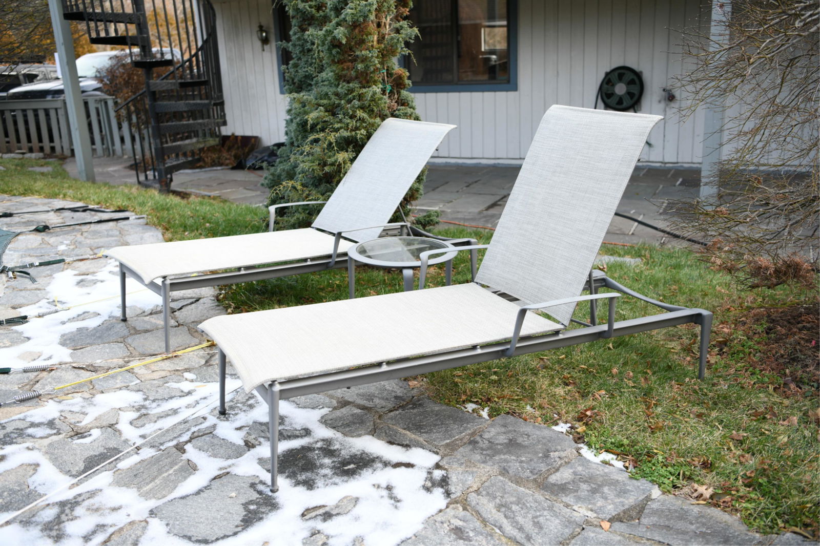 BROWN JORDON (2) LOUNGE CHAIRS AND END TABLES (1 of 7)