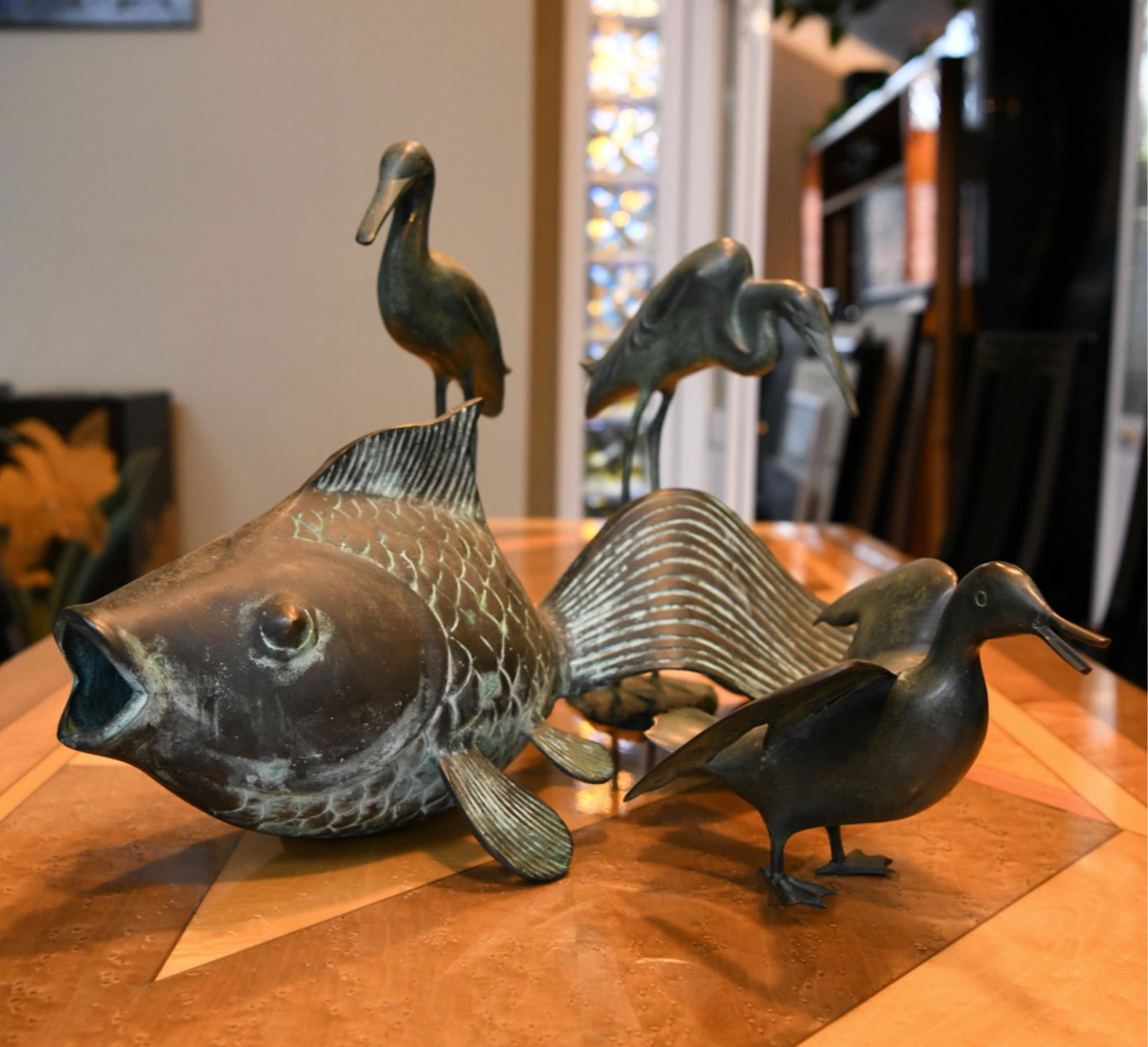 GROUPING OF DECORATIVE BRASS SCULPTURES (1 of 6)