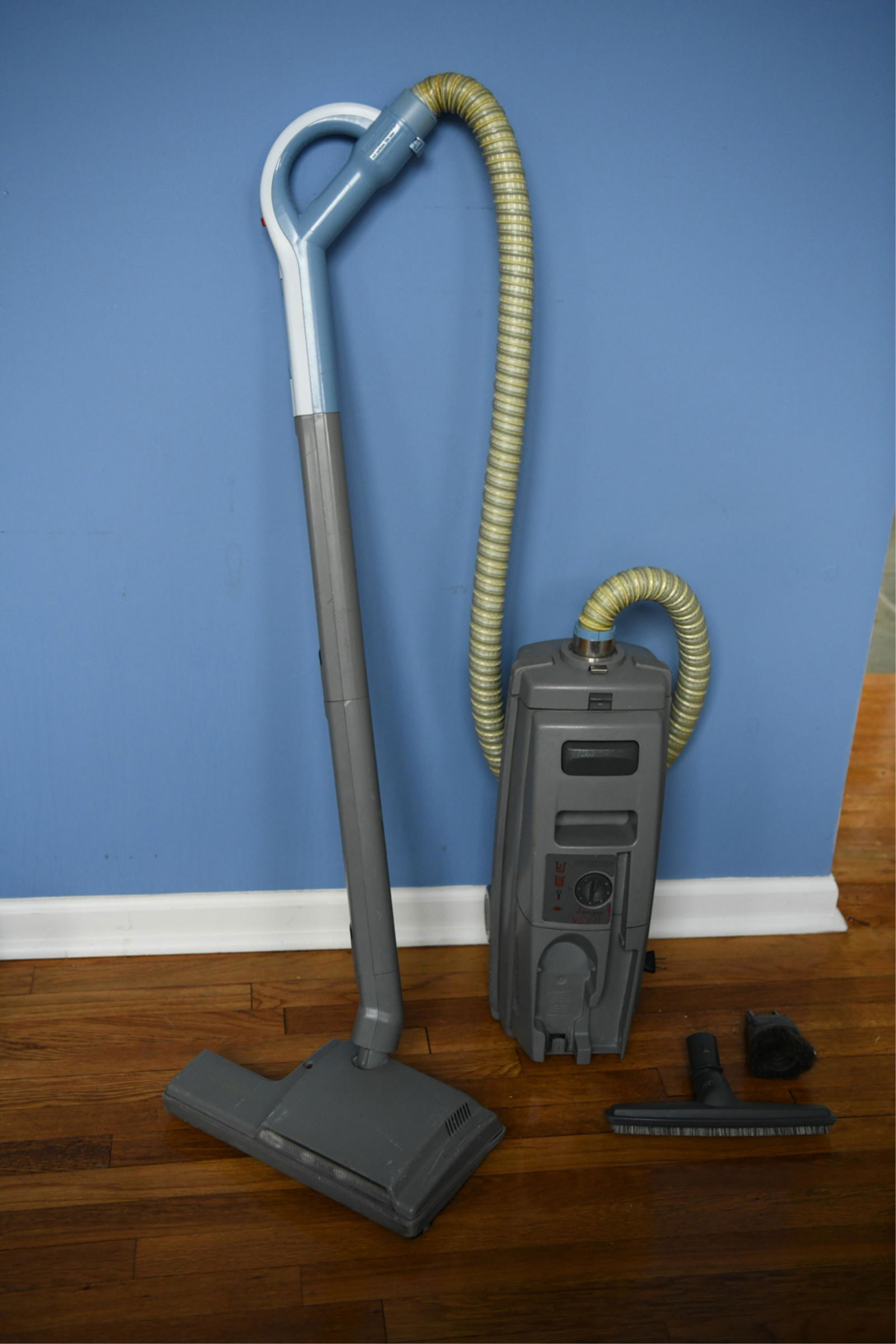 ELECTROLUX VACUUM SERIES 6500 (1 of 5)