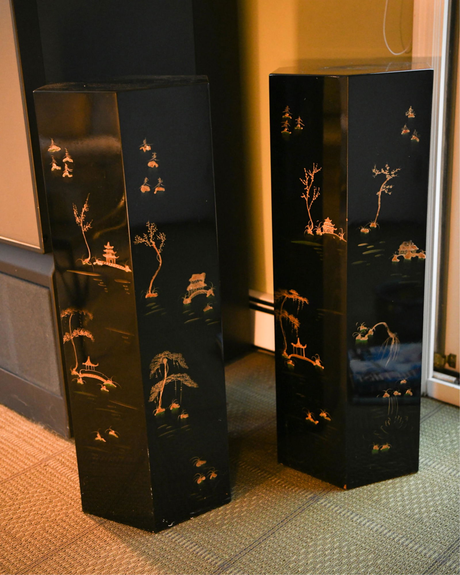 PAIR OF DECORATIVE LACQUER PEDESTALS (1 of 3)