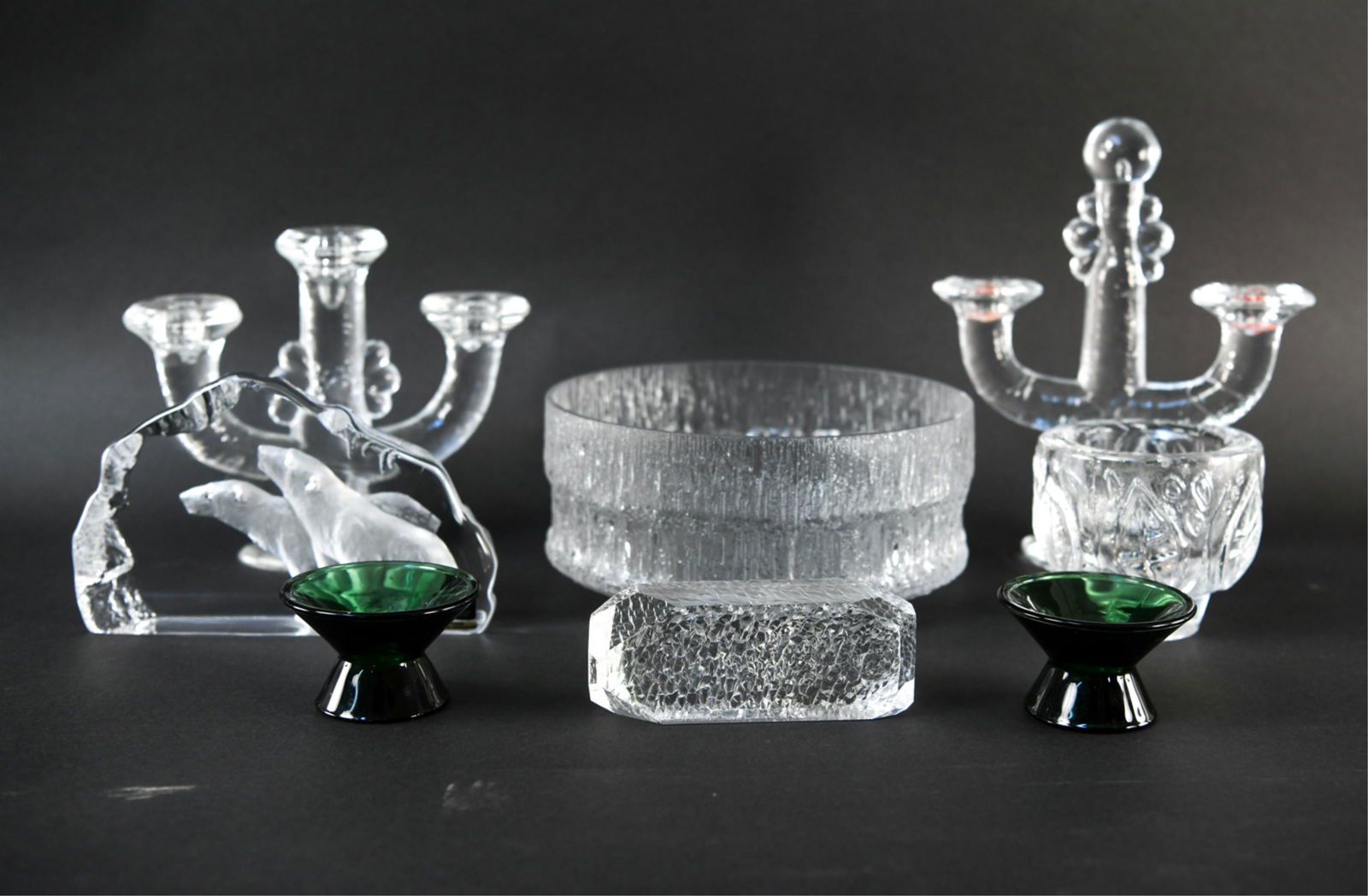 GROUPING OF ART GLASS ETC. (1 of 13)