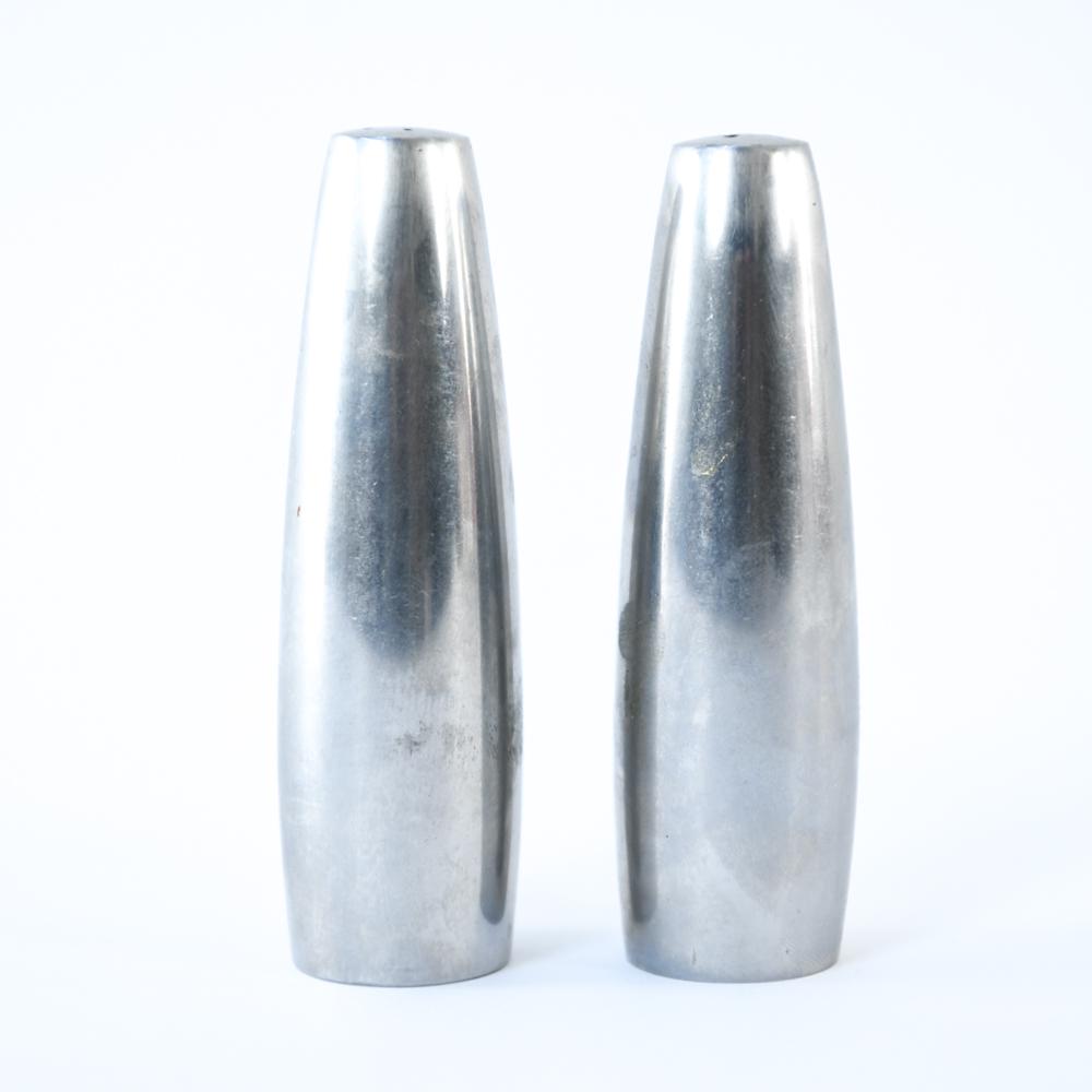 DANSK SALT AND PEPPER SHAKERS (1 of 5)