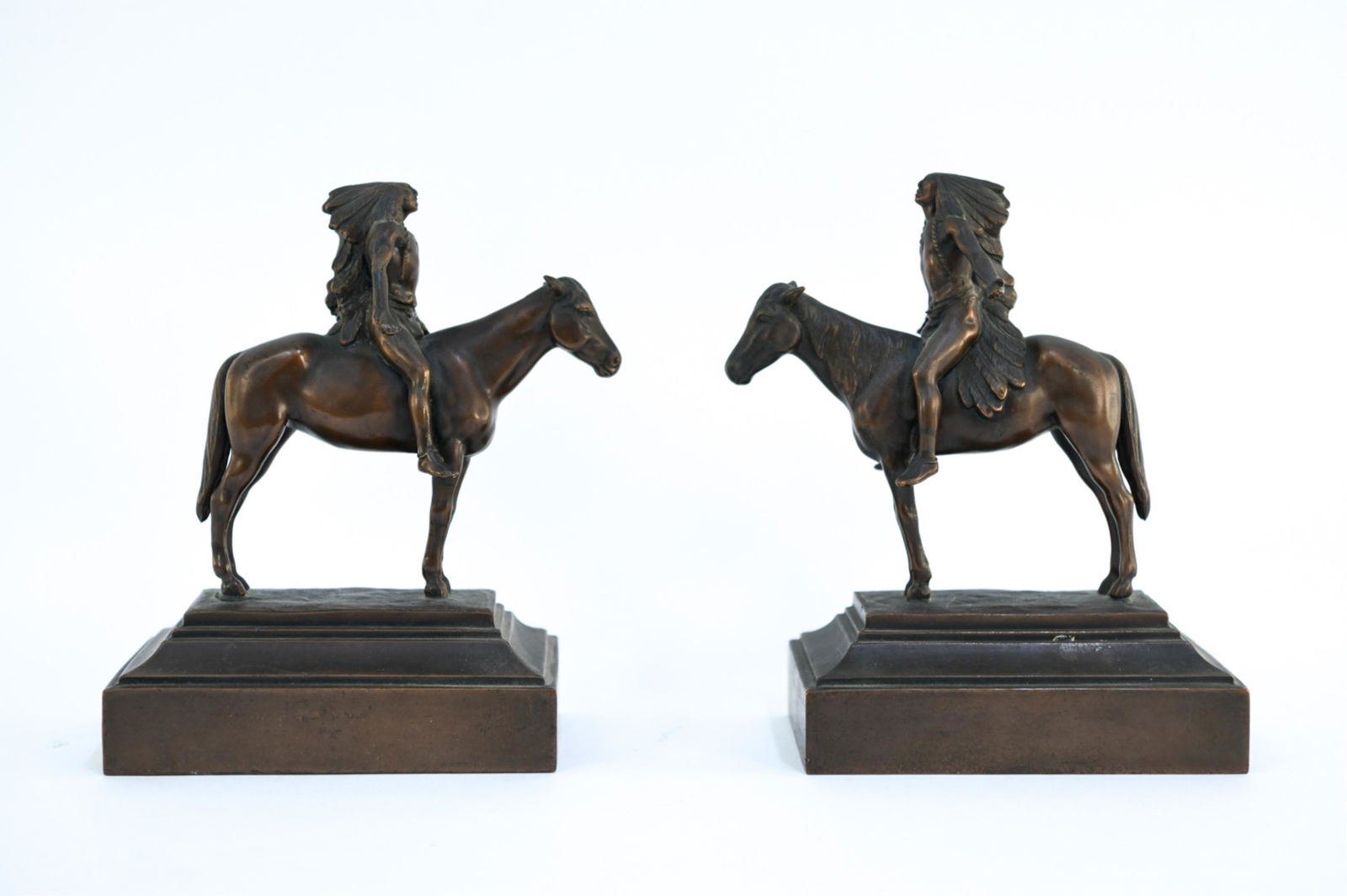 (2) NATIVE AMERICAN ON HORSEBACK BOOKENDS (1 of 10)