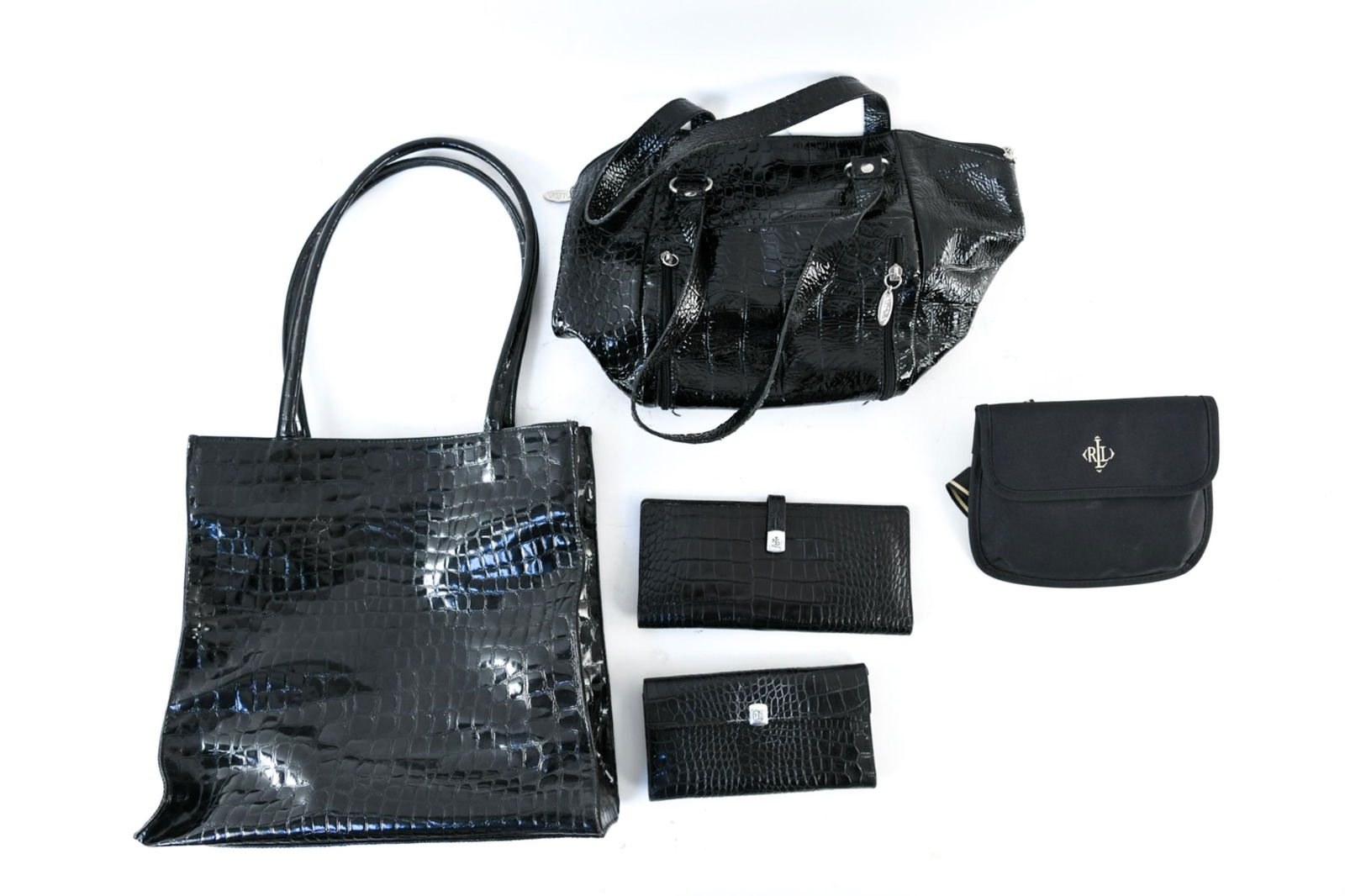 GROUPING OF LADIES BLACK HANDBAGS (1 of 9)