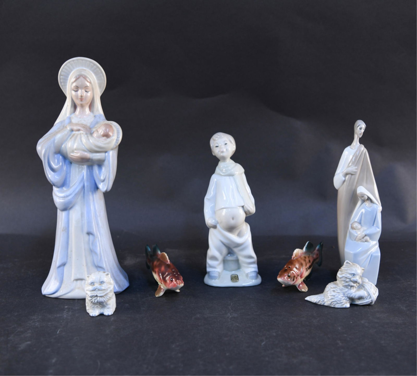 (8) PORCELAIN GROUPING INCLUDING (2) LLADRO (1 of 18)