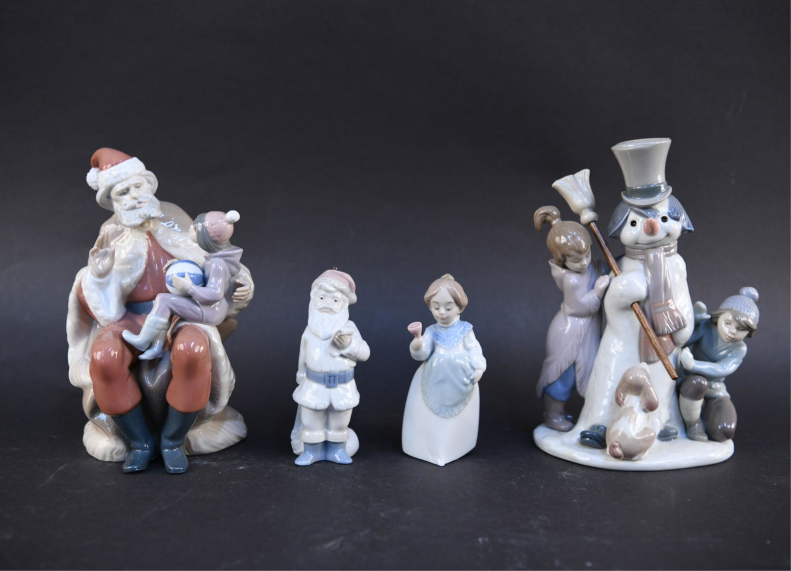 (4) LLADRO CHRISTMAS GROUPINGS (1 of 16)